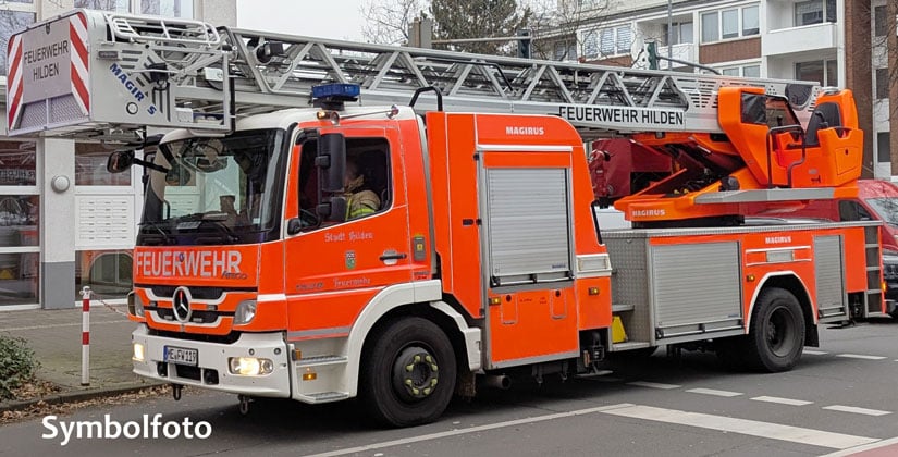 Wieder ein Mülltonnenbrand: Fassade einer Grundschule beschädigt