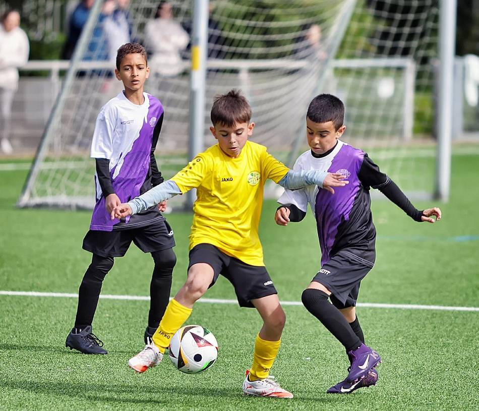 Die Turniere haben eine lange Tradition: Hildener Grundschüler kicken um den Stadtmeistertitel
