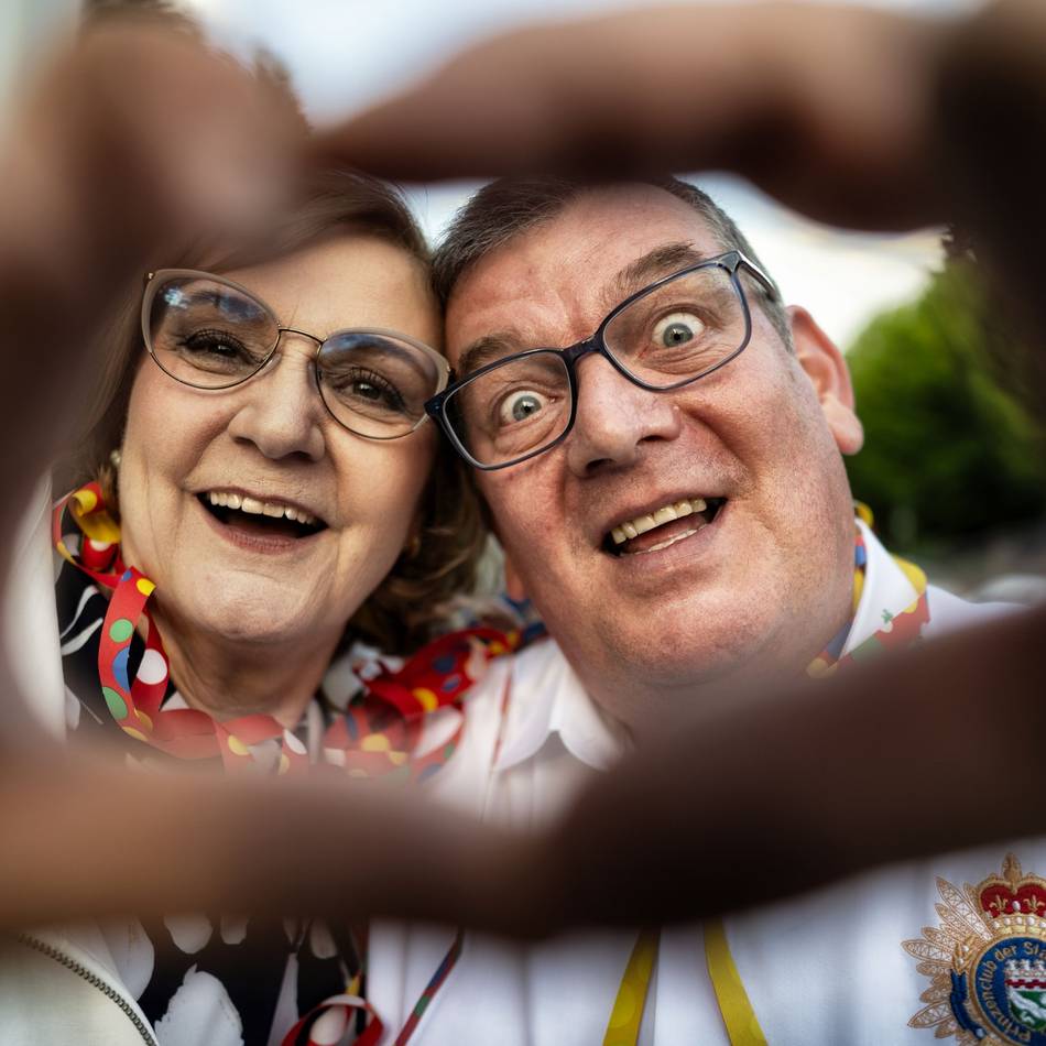 Das ist das neue Karnevals-Prinzenpaar in Hilden: Prinzessin Silvia I und Prinz Peter III regieren das Narrenvolk