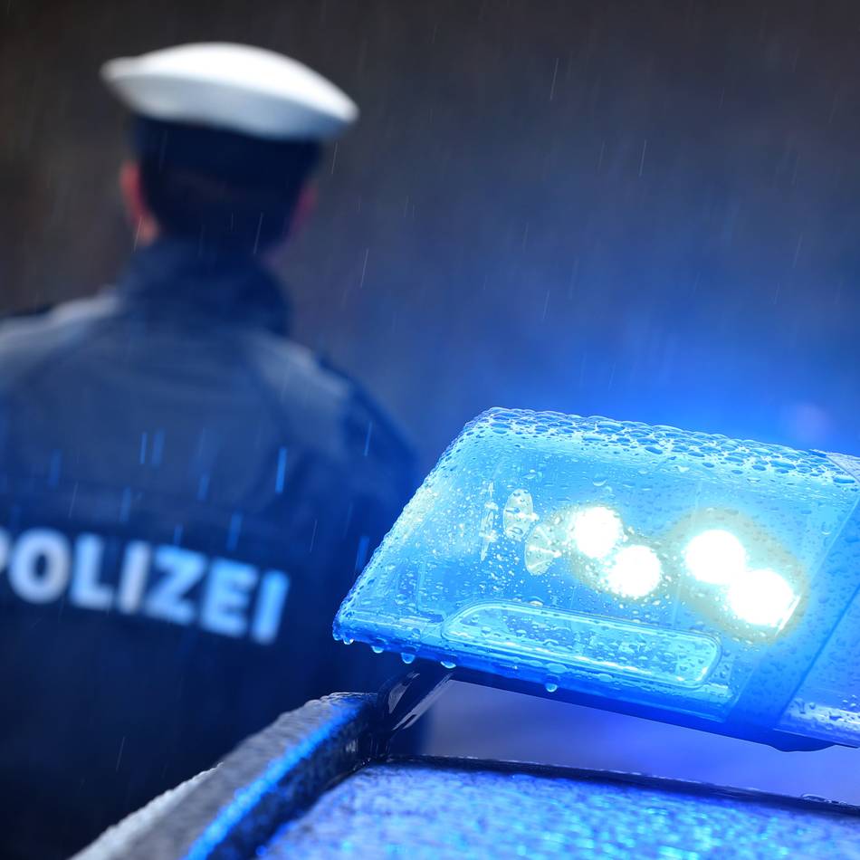Straftat in Hilden: Polizei meldet Einbruchsversuche in Geschäfte