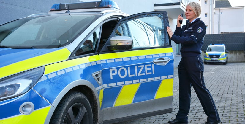 Raubversuch: Hunde schlagen diebische Motorradfahrer in die Flucht