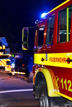 POL-ME: Altkleidercontainer in Brand gesetzt – die Polizei ermittelt – 2506001