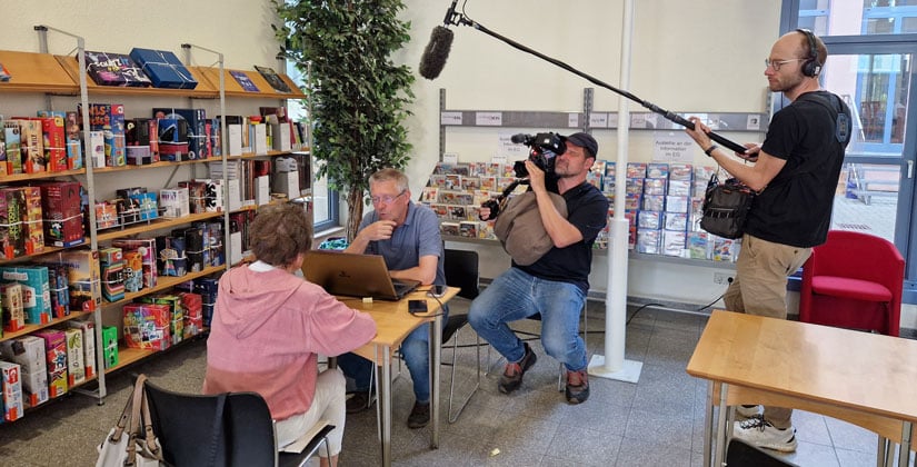 WDR zu Gast bei Digitalpaten: Ältere Menschen im Technik-Dschungel unterstützen