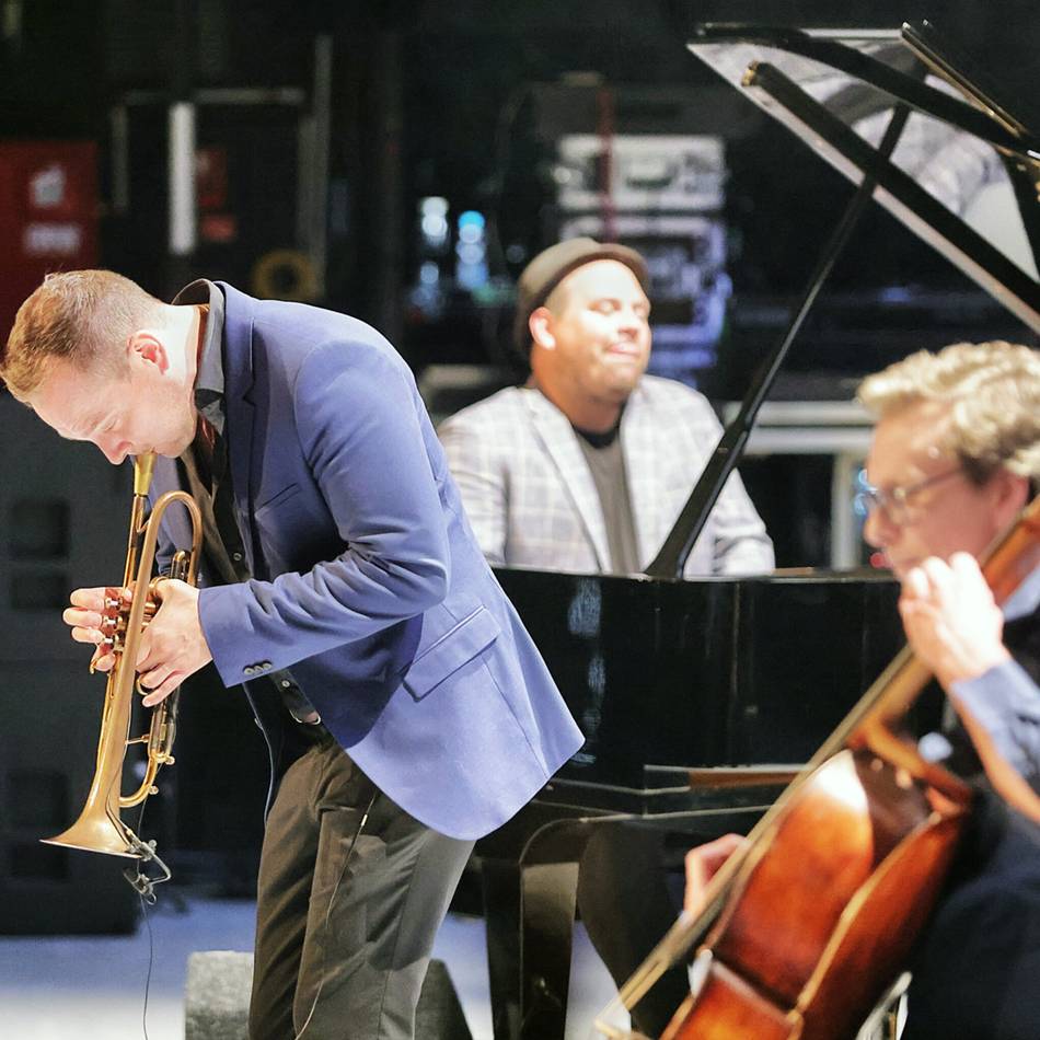Begeisterung bei den Hildener Jazztagen : Hochspannungsspiel und perlende Piano-Klänge