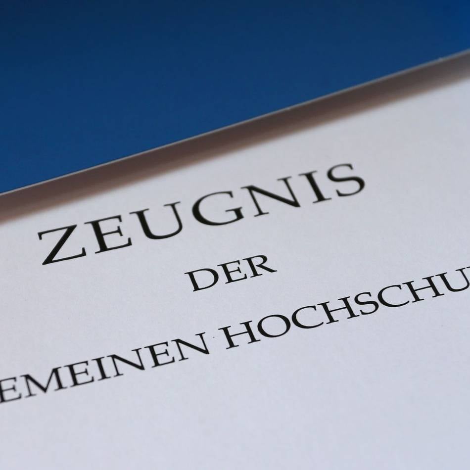 Bezirksregierung richtet Hotlines ein: Schlechtes Zeugnis? Hier wird geholfen
