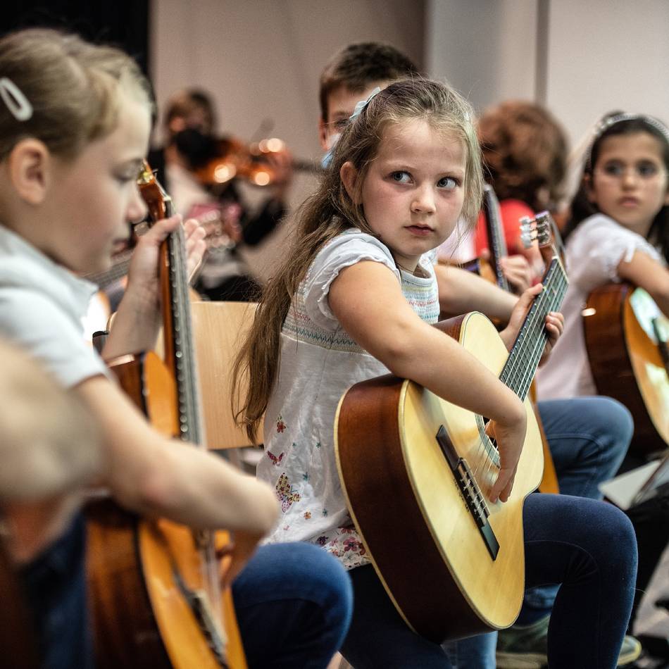 Stadtrat beschließt Gebührenordnung: Hilden erhöht Gebühren für Musikschule und Bibliothek