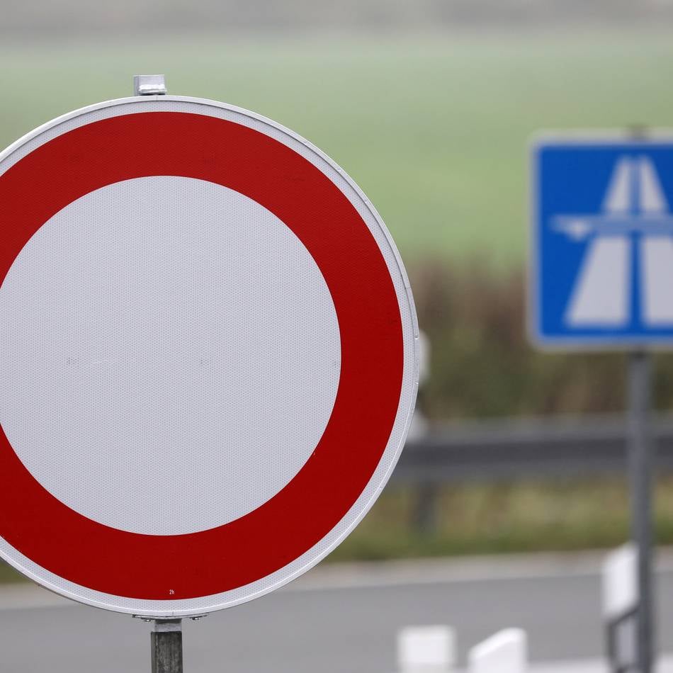 Staus und Verkehrsbehinderungen zu befürchten: A46 bei Haan nur einspurig befahrbar