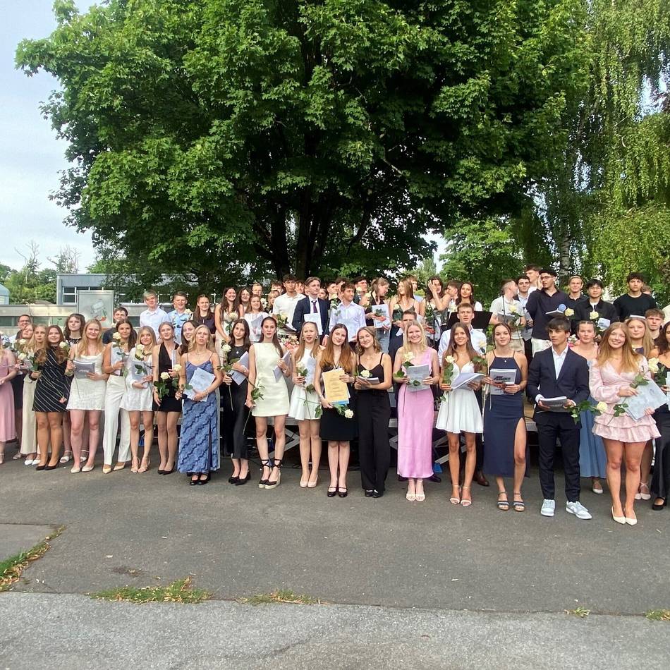Schule in Hilden: Bonni feiert seine Abiturienten