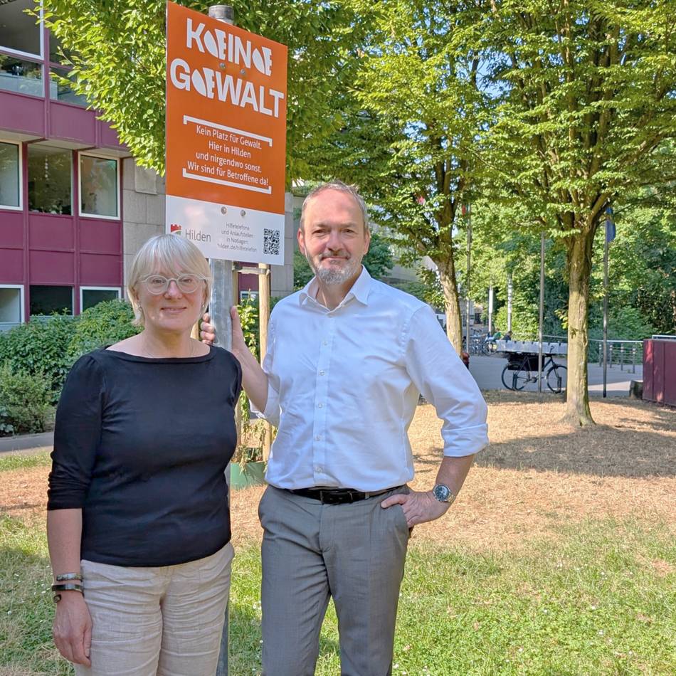 Neue Schilder in der Stadt: Hilden setzt sichtbares Zeichen gegen Gewalt