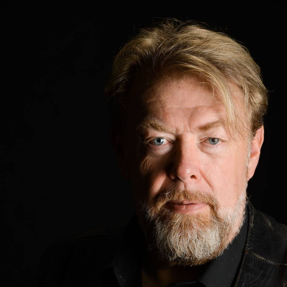 Lesung in Hilden: „Ein unerwarteter Besuch“ von Mick Saunter