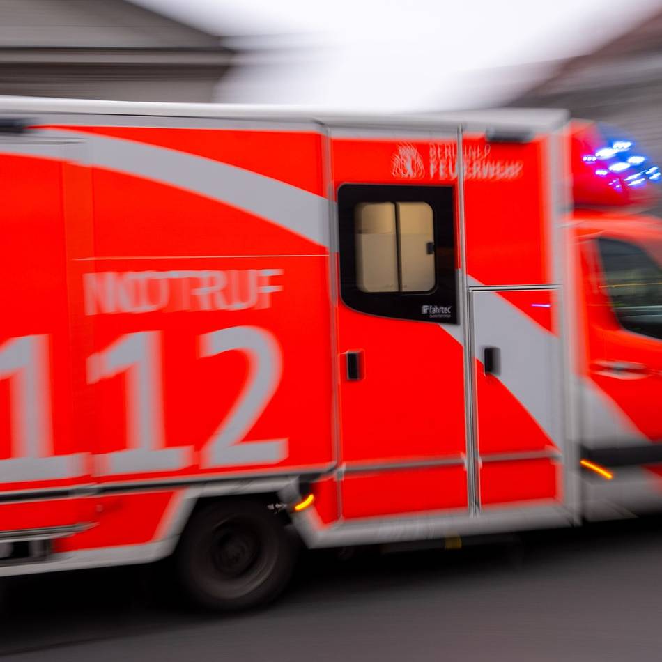 Schwerer Unfall im Autobahnkreuz Hilden: 18-Jähriger bei Unfall auf der A46 schwer verletzt