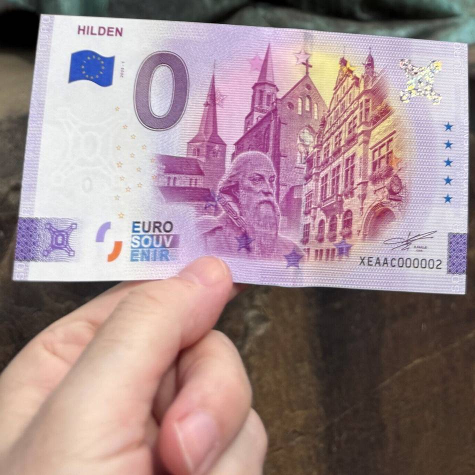 Caritative Aktion in Hilden: Vorverkauf der Null-Euro-Scheine endet bald