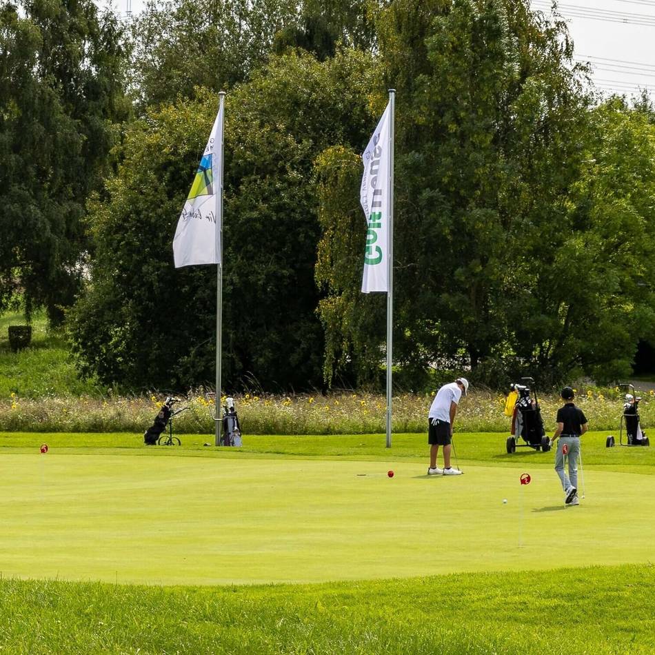 Spannende Qualifikationsrunde: Golf-Talente streiten in Mettmann um das DM-Ticket
