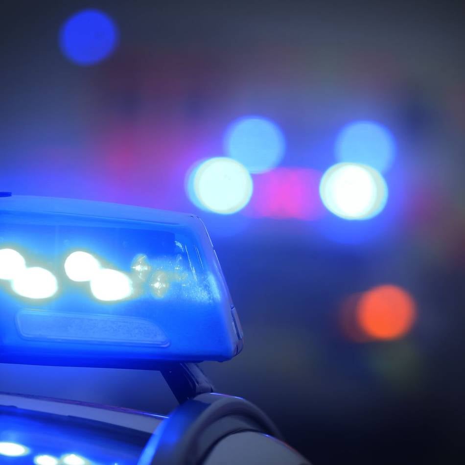 Einsatz in Hilden: Unfallflucht – Polizei sucht beschädigtes Auto