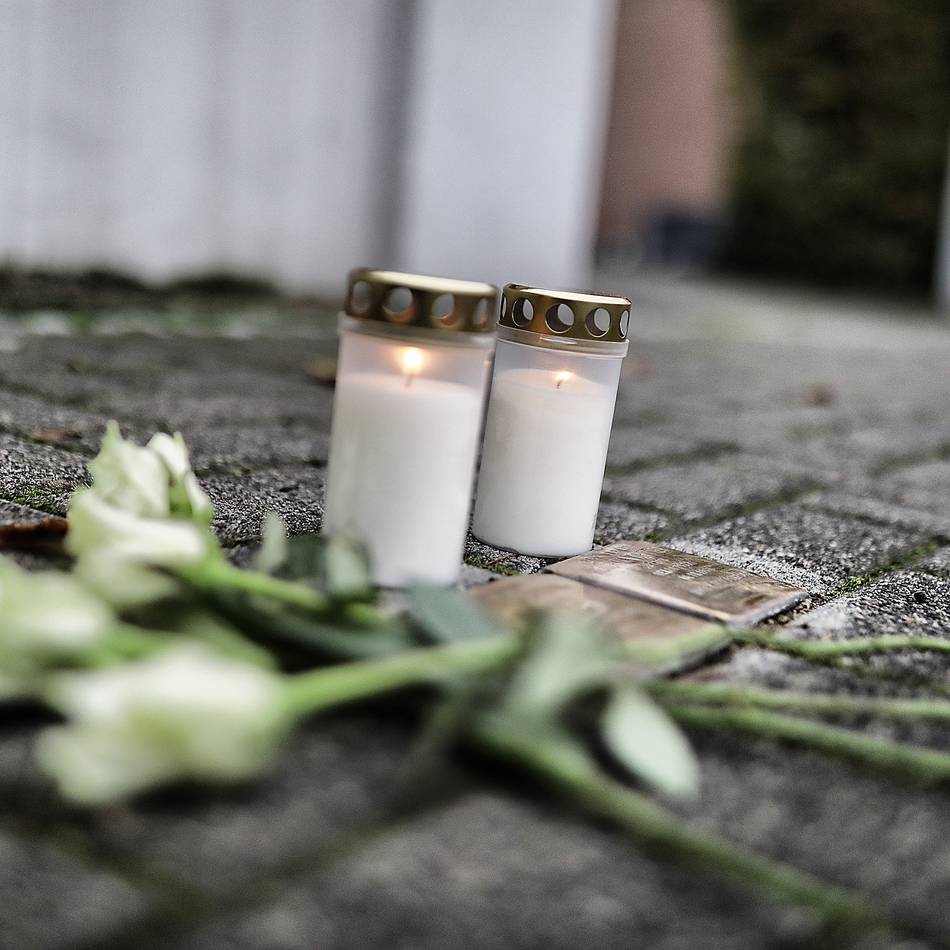 Gedenkveranstaltungen in Hilden: Sterngang im Gedenken an die Toten des Dritten Reichs