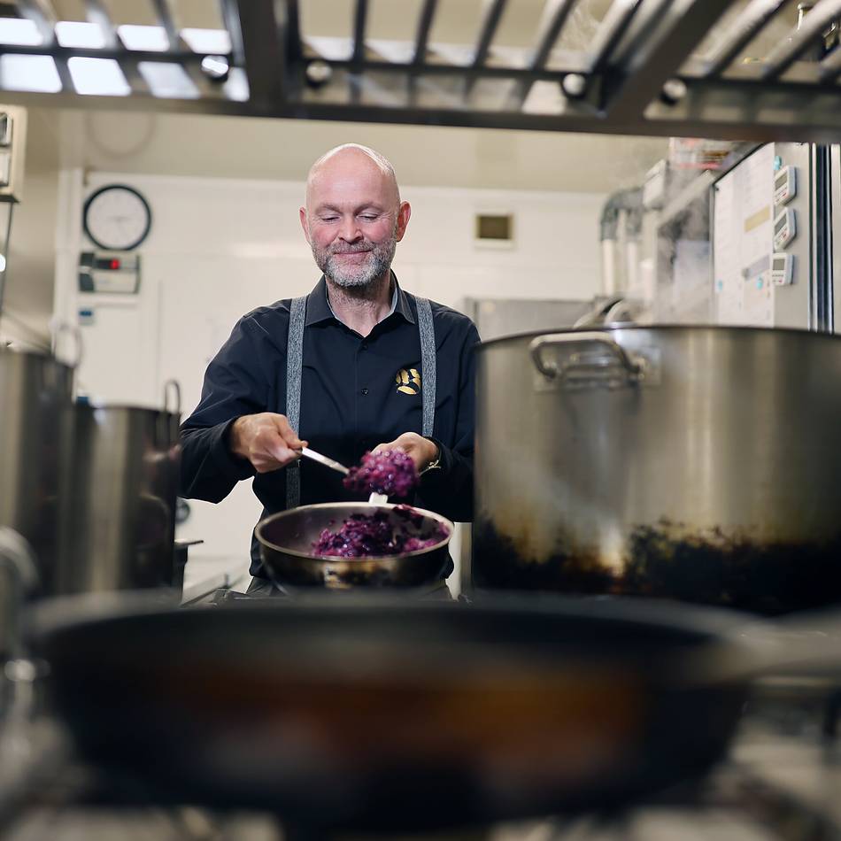 Trotz Vogelgrippe-Auswirkungen: Brust oder Keule? So viel kostet der Gänseschmaus